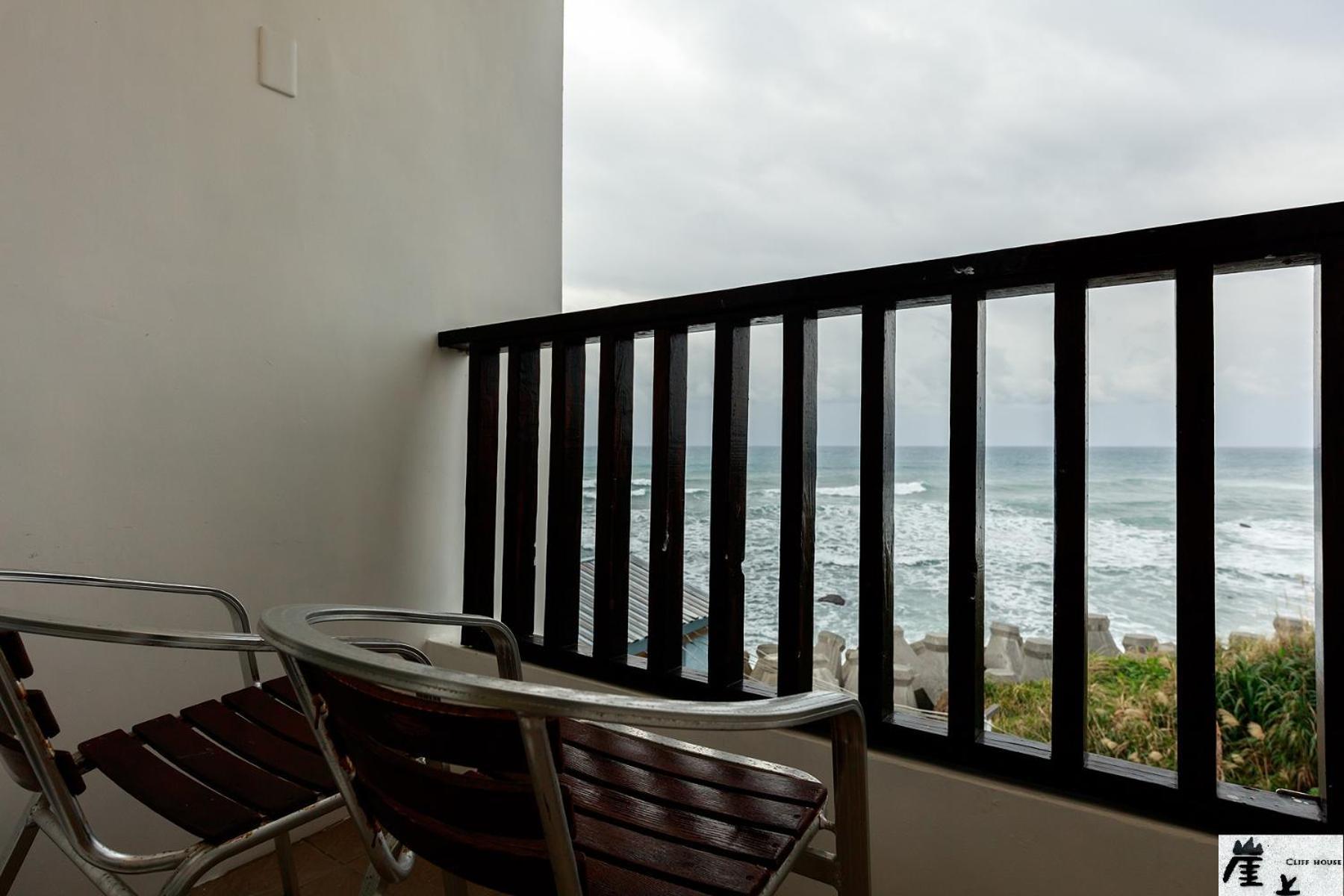 崖上民宿 Cliff House B&B เฟิงปิน ภายนอก รูปภาพ