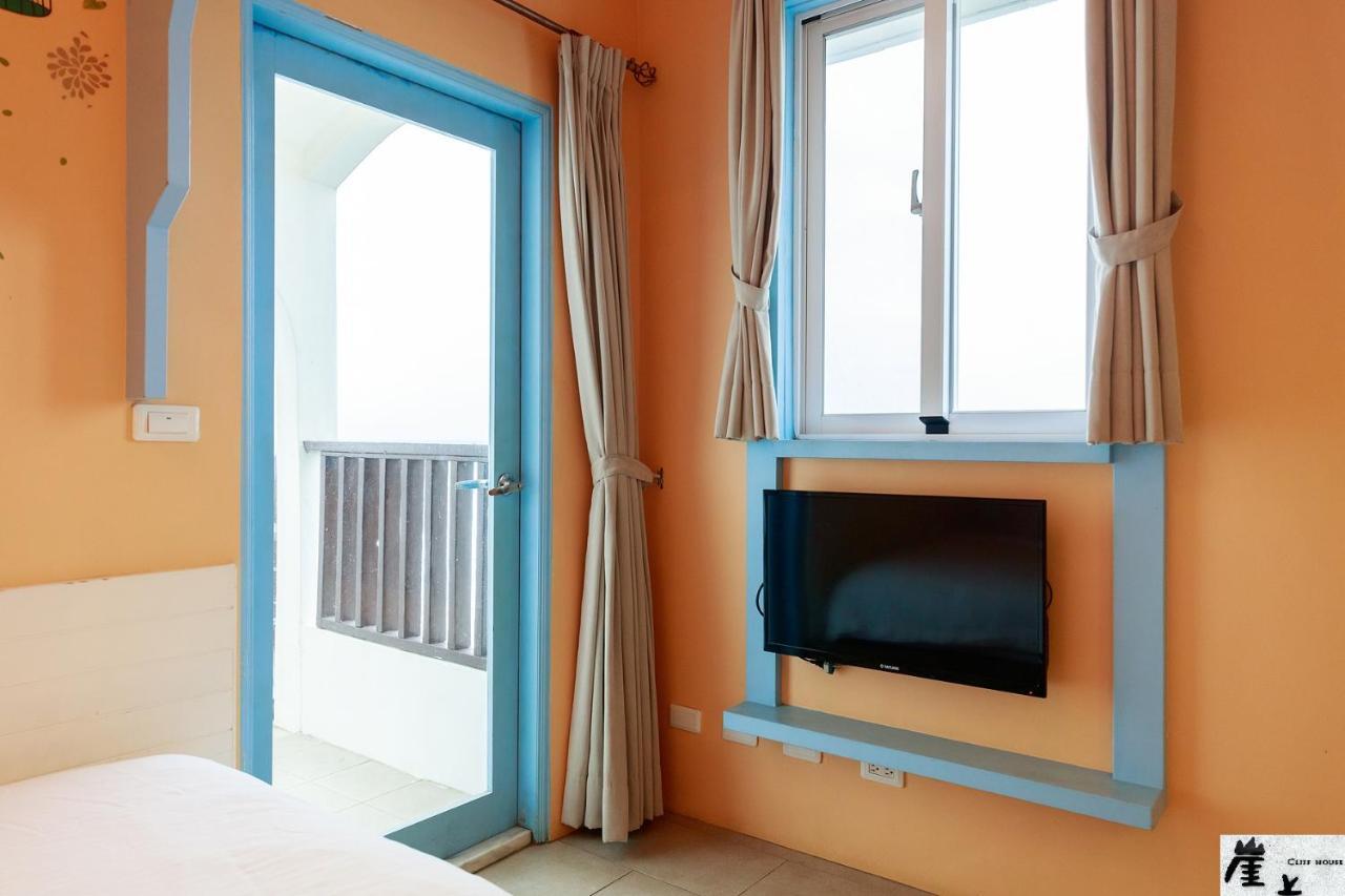 崖上民宿 Cliff House B&B เฟิงปิน ภายนอก รูปภาพ