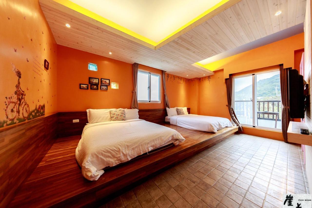 崖上民宿 Cliff House B&B เฟิงปิน ภายนอก รูปภาพ