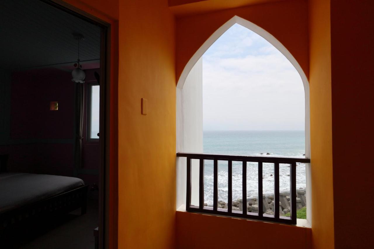 崖上民宿 Cliff House B&B เฟิงปิน ภายนอก รูปภาพ