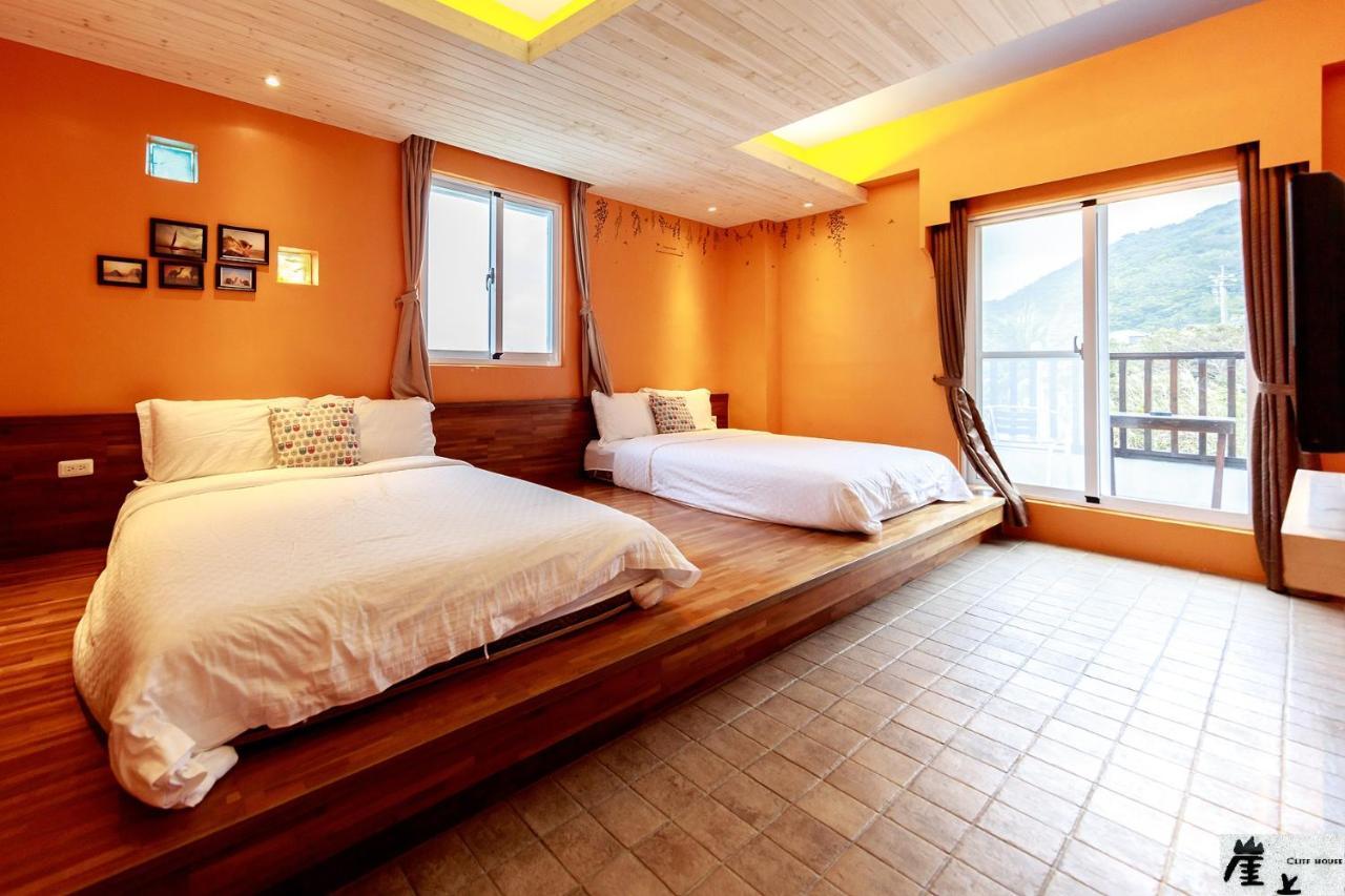 崖上民宿 Cliff House B&B เฟิงปิน ภายนอก รูปภาพ